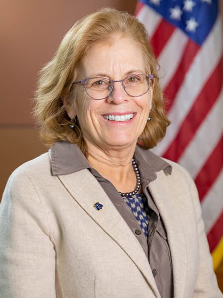 Rep. Terri Cortvriend headshot