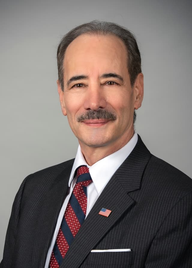 Rep. Richard Dell'Aquila headshot