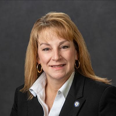 Rep. Julie Dooling headshot