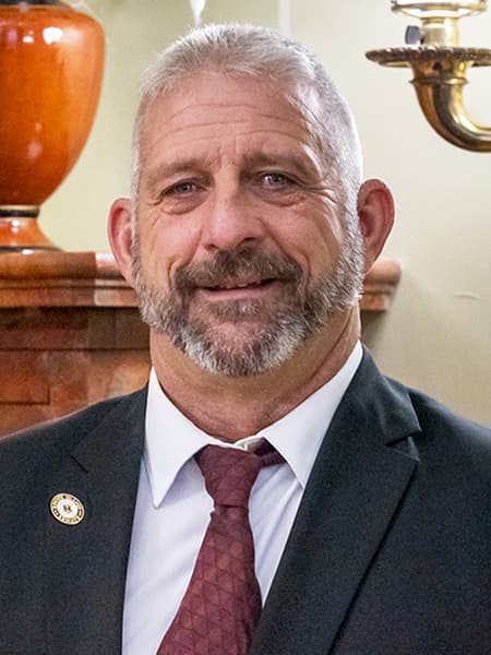 Sen. Gordon E. Rogers headshot