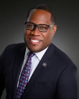 Rep. Shaun Raphael Mena headshot